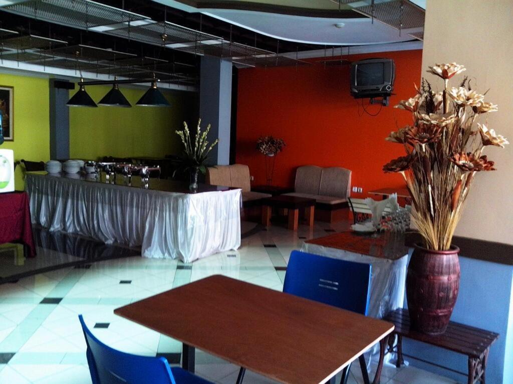 Amellia Pasteur Hotel